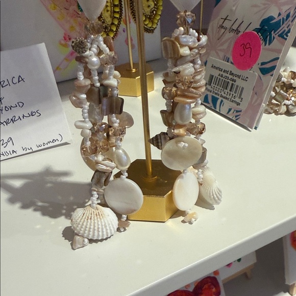 America & Beyond Beach Vide Shell Earring Chic Shell Dangle Earrings - Picture 7 of 8